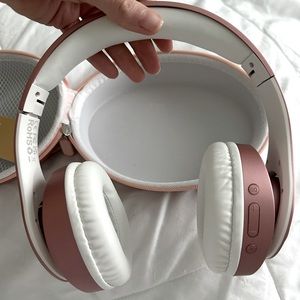 Pollini Rose Gold Bluetooth Foldable Wireless Headphones